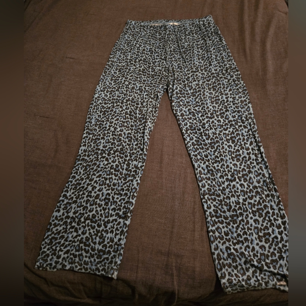 🐆 BP. Blue Leopard Print Lounge Pants | Size M